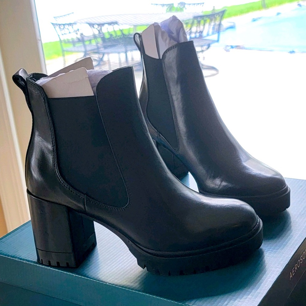 AEROSOLES Emelia Black Leather Boots